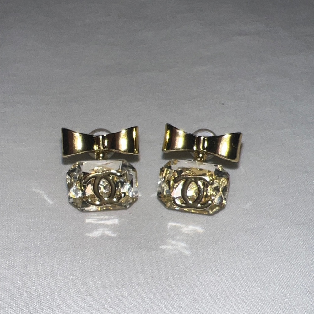 Fashion Jewelry Gold Bow Crystal Logo Drop Earrings - Gold